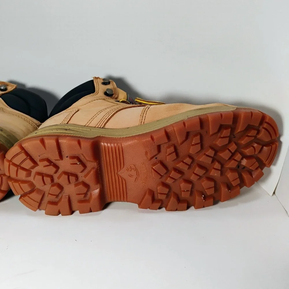 Herman Survivors Men's 6.5 Wide Tan Steel Toe Work Boots